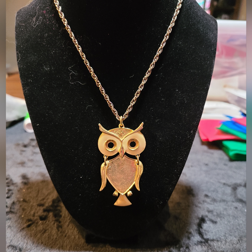 Goldtone Owl Necklace 24